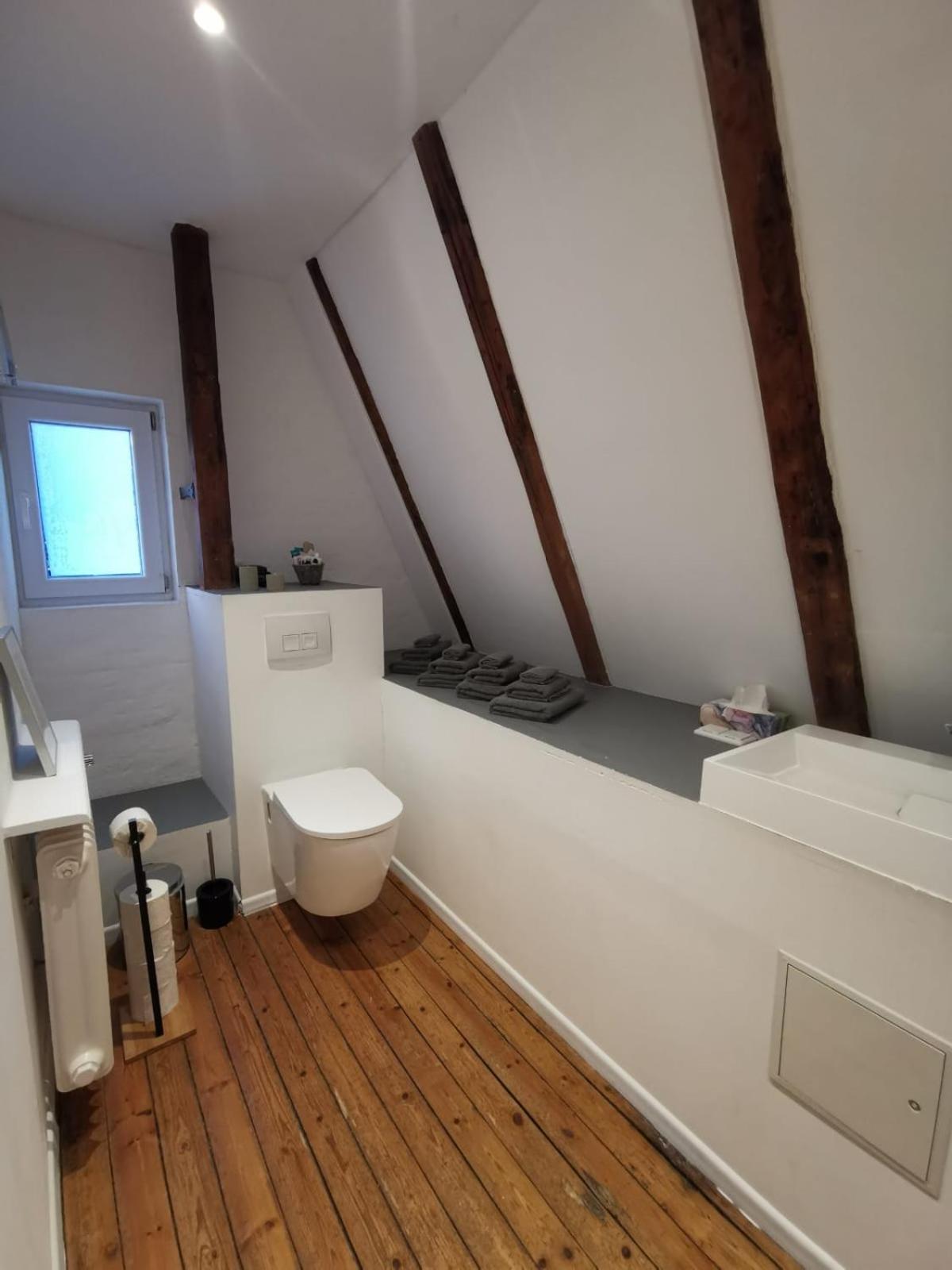 Nordertor Refugium Apartment ฮูซุม ภายนอก รูปภาพ